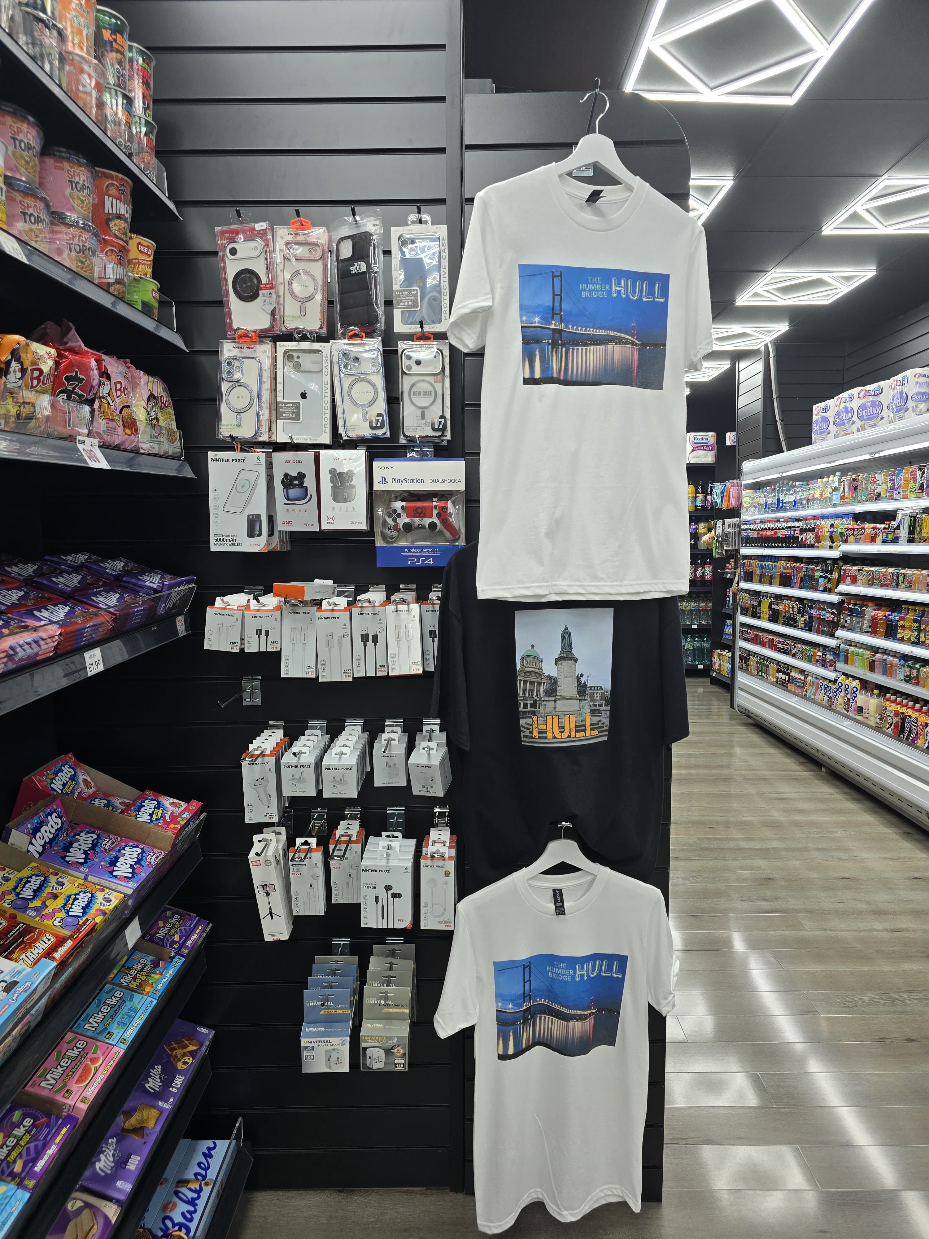 Hull Whitefriargate convenience store photo